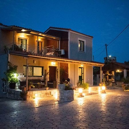 Villeta Nikol Lixouri Exteriér fotografie
