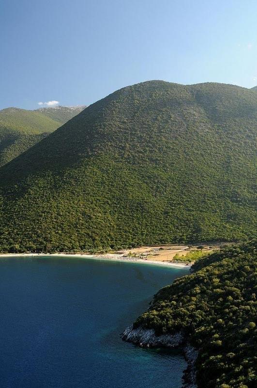 Villeta Nikol Lixouri Exteriér fotografie