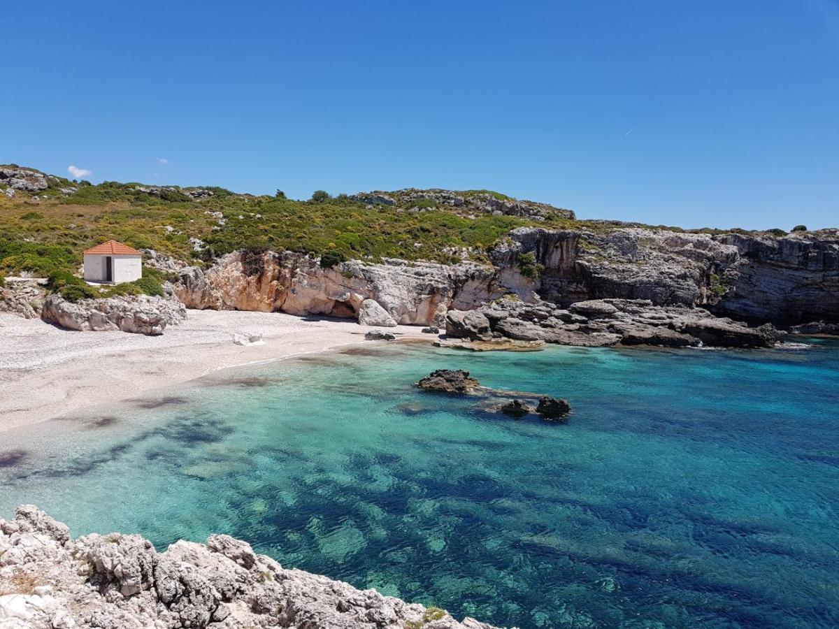 Villeta Nikol Lixouri Exteriér fotografie