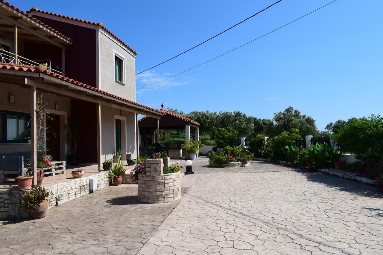 Villeta Nikol Lixouri Exteriér fotografie